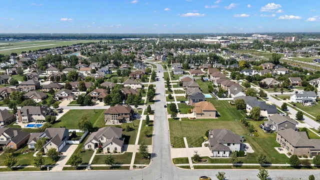 $195,000 | 10317 Margo Lane, Munster, IN 46321