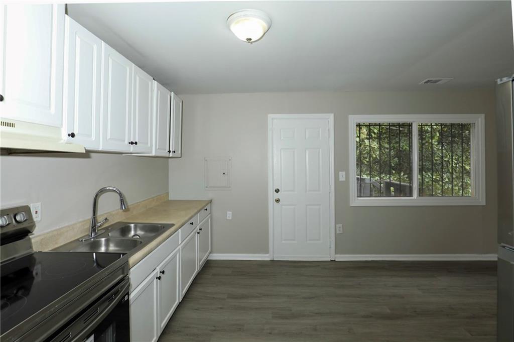 1138 Kipling Street Southeast Atlanta, GA 30315 - Photo 11 of 14