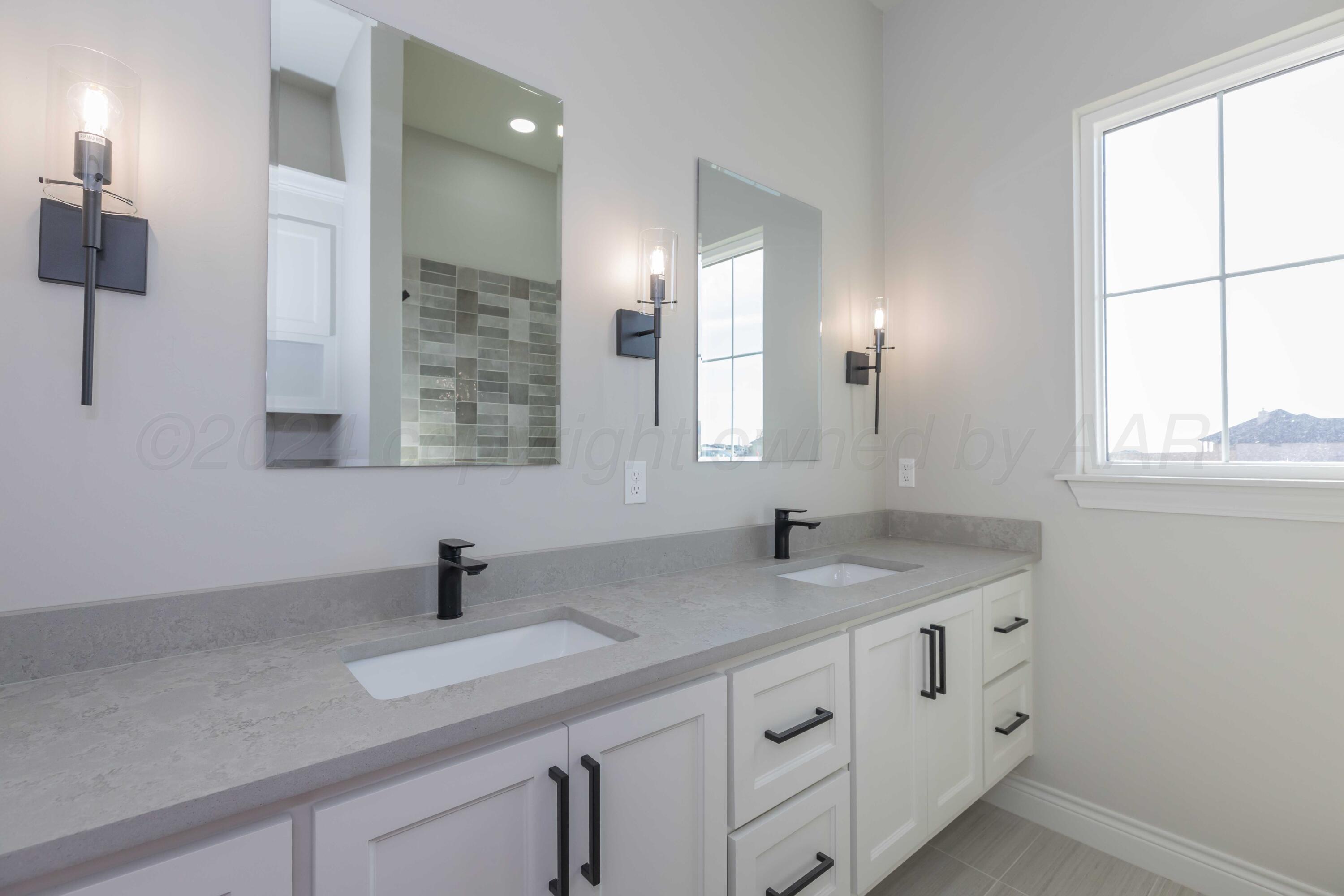 9671 Garrison Creek Drive Amarillo, TX 79119 - Photo 37 of 68 BATHROOM 2 VIEW 1