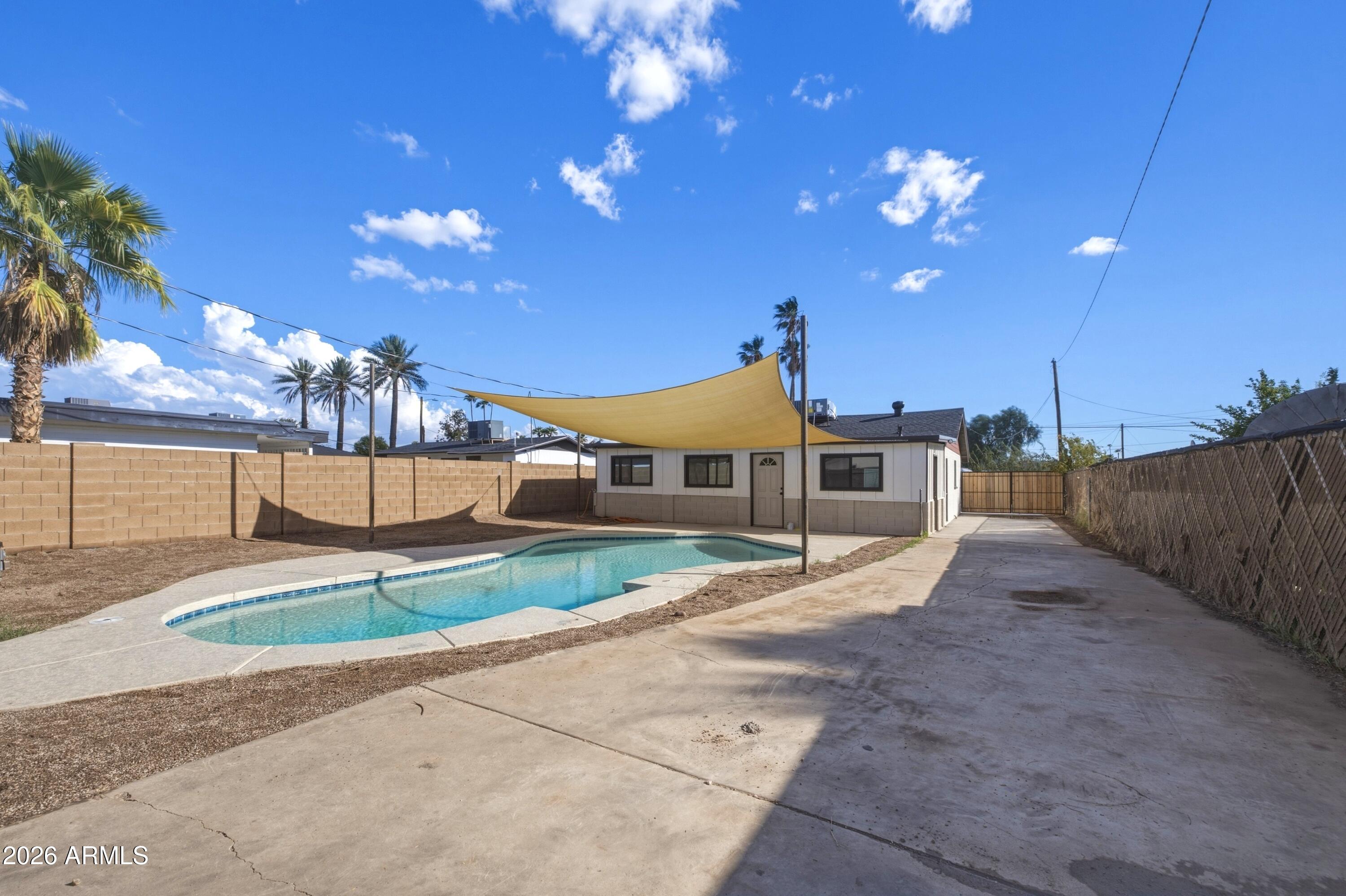 2930 East Granada Road Phoenix, AZ 85008 - Photo 30 of 33 2930_E_Granada-RD_5
