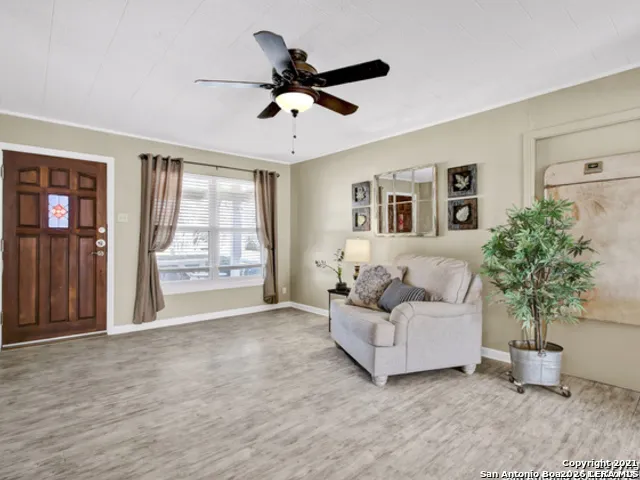 $1,600 | 246 Lemur Drive, San Antonio, TX 78213