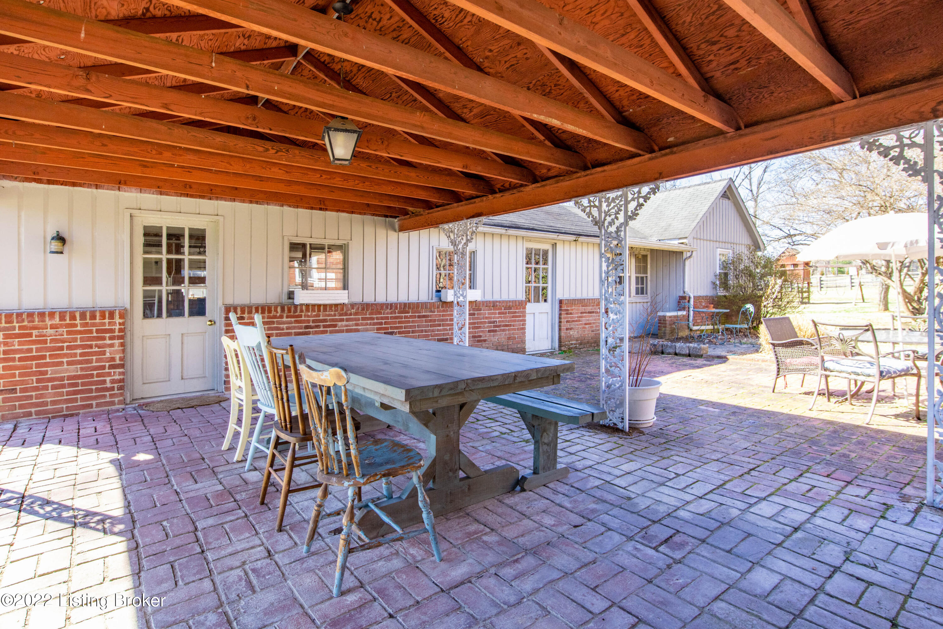 10004 Fairmount Road Louisville, KY 40291 - Photo 49 of 102 10004-Fairmount-Rd-57