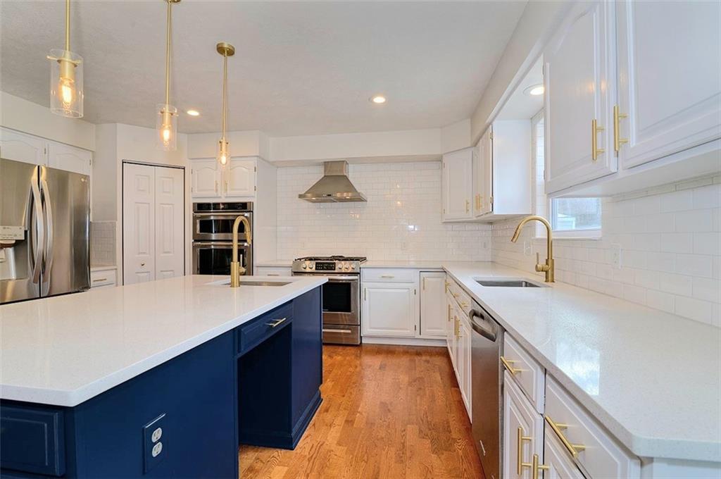 207 Hickory Circle McKees Rocks, PA 15136 - Photo 11 of 25 Gallery Image 11