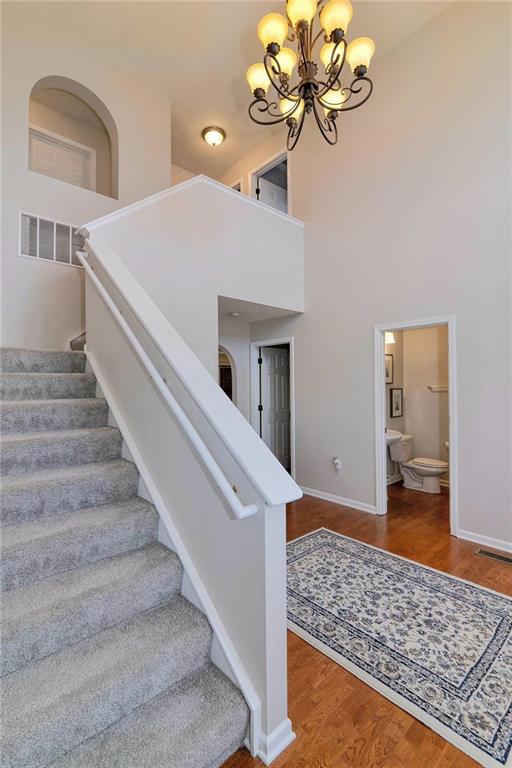 207 Hickory Circle McKees Rocks, PA 15136 - Photo 3 of 25 Gallery Image 3