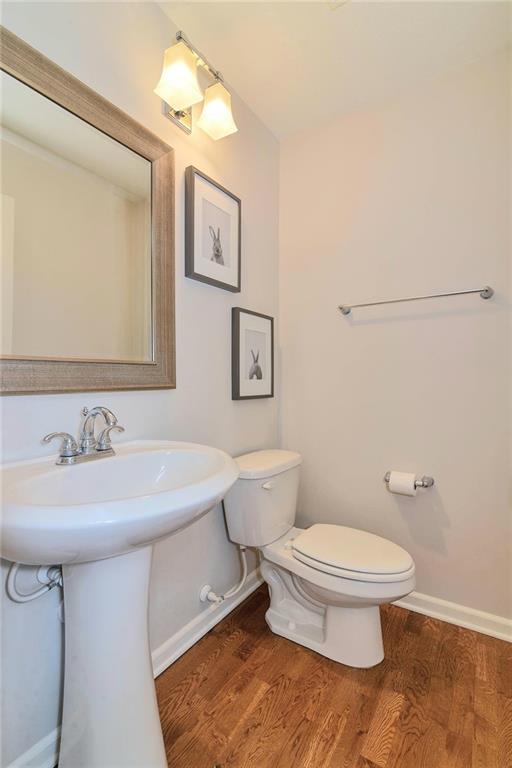 207 Hickory Circle McKees Rocks, PA 15136 - Photo 6 of 25 Gallery Image 6