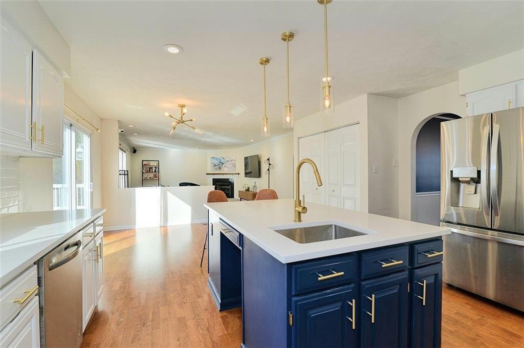 207 Hickory Circle McKees Rocks, PA 15136 - Photo 10 of 25 Gallery Image 10