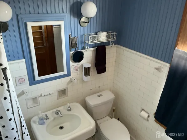 $499,000 | 175 Grenville Street, Woodbridge, NJ 07095