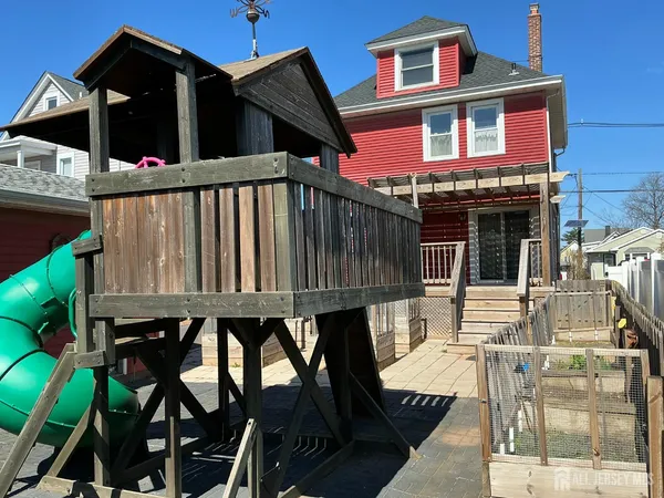 $499,000 | 175 Grenville Street, Woodbridge, NJ 07095