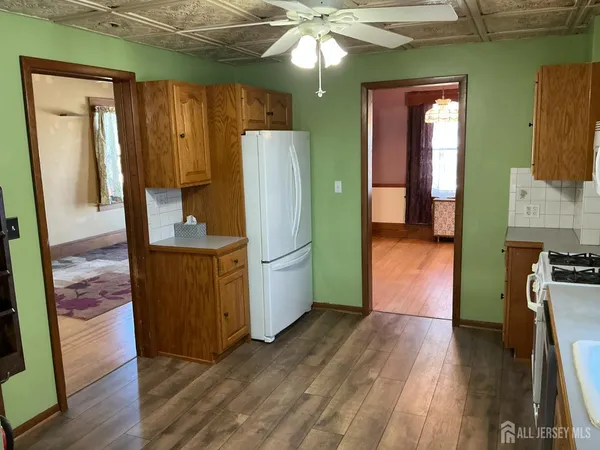 $499,000 | 175 Grenville Street, Woodbridge, NJ 07095