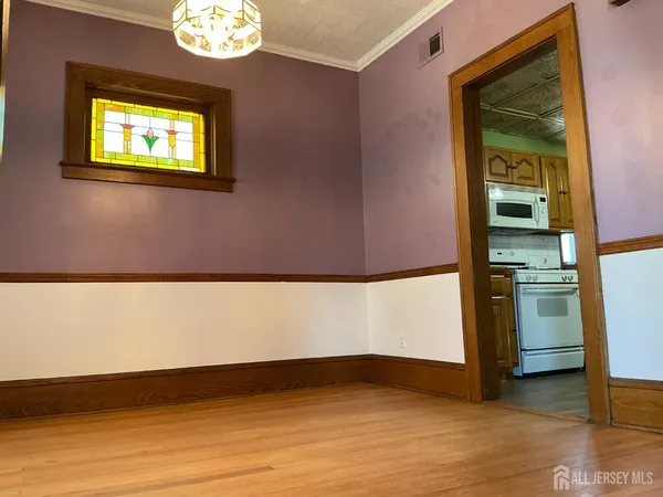 $499,000 | 175 Grenville Street, Woodbridge, NJ 07095
