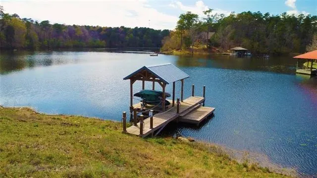 $295,000 | 132 Magnolia Ridge, Boyce, LA 71409