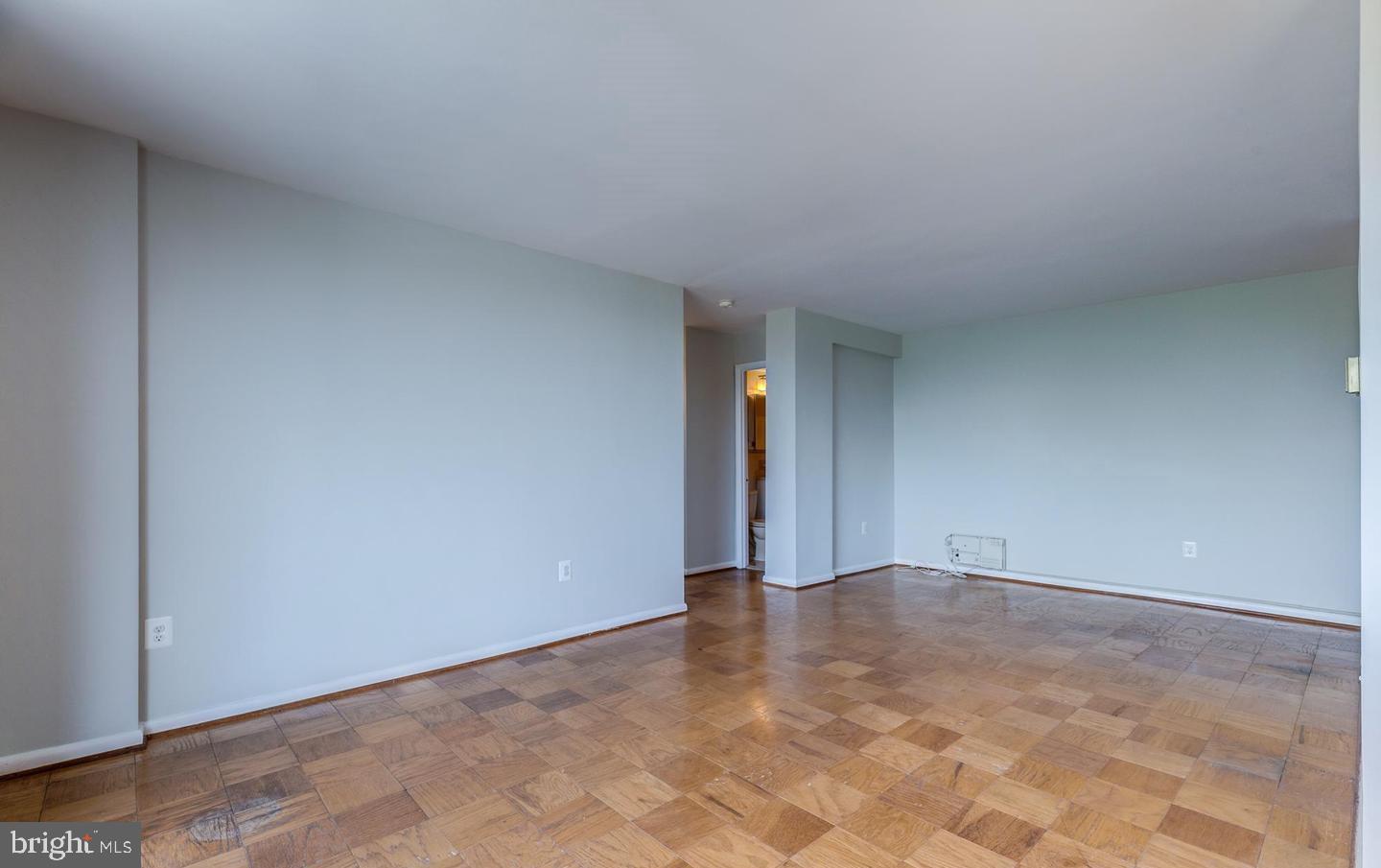 4401 Cherry Hill Road, Unit 66 Arlington, VA 22207 - Photo 2 of 29 a view of an empty room
