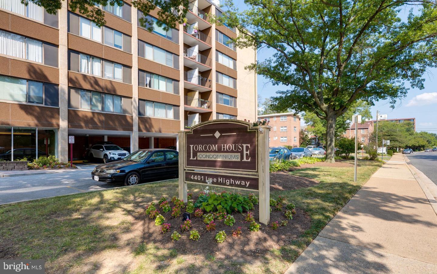 4401 Cherry Hill Road, Unit 66 Arlington, VA 22207 - Photo 24 of 29 a view of a building with a garden in the background