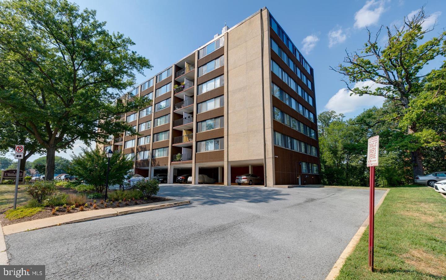 4401 Cherry Hill Road, Unit 66 Arlington, VA 22207 - Photo 29 of 29 a view of a building with a street