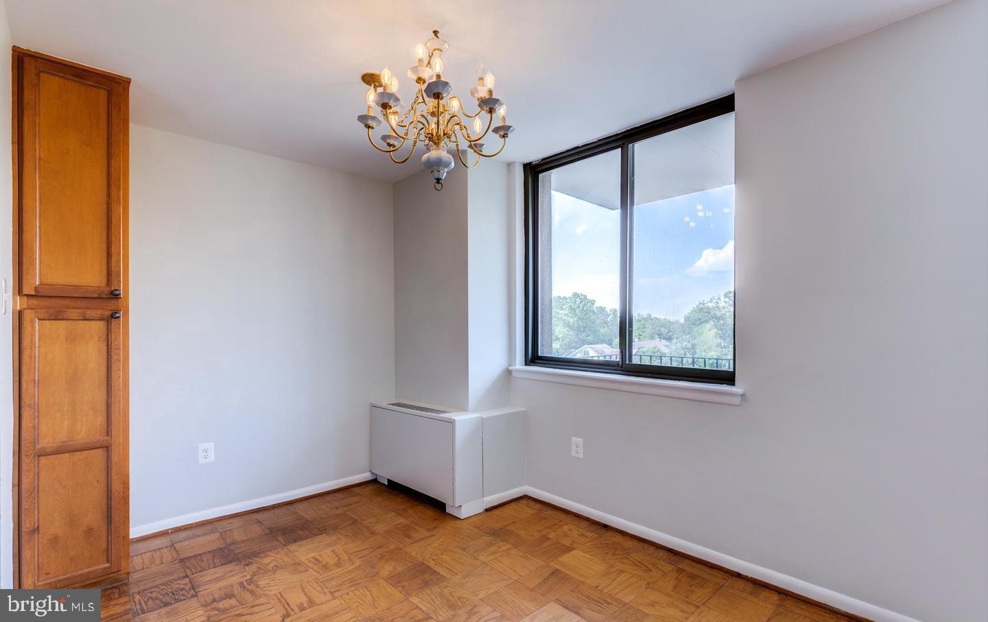 4401 Cherry Hill Road, Unit 66 Arlington, VA 22207 - Photo 7 of 29 an empty room with a window