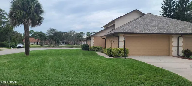 $2,300 | 816 Brimfield Court, Port Orange, FL 32127