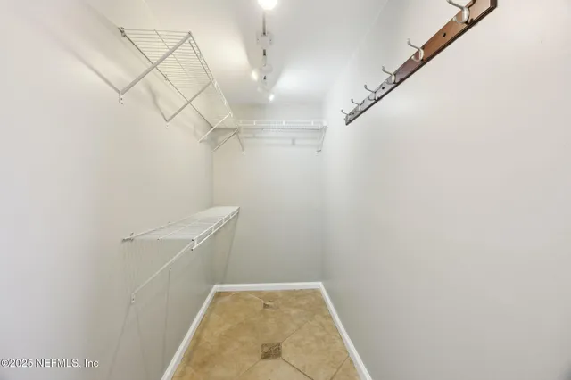 a view of utility room