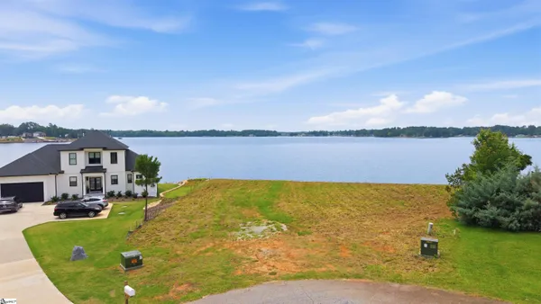 $300,000 | 2279 Summerset Bay Drive, Cross Hill, SC 29332