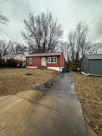 $95,000 | 233 Connolly Drive, Hazelwood, MO 63135