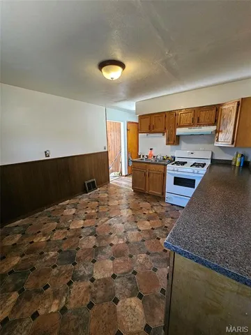 $95,000 | 233 Connolly Drive, Hazelwood, MO 63135