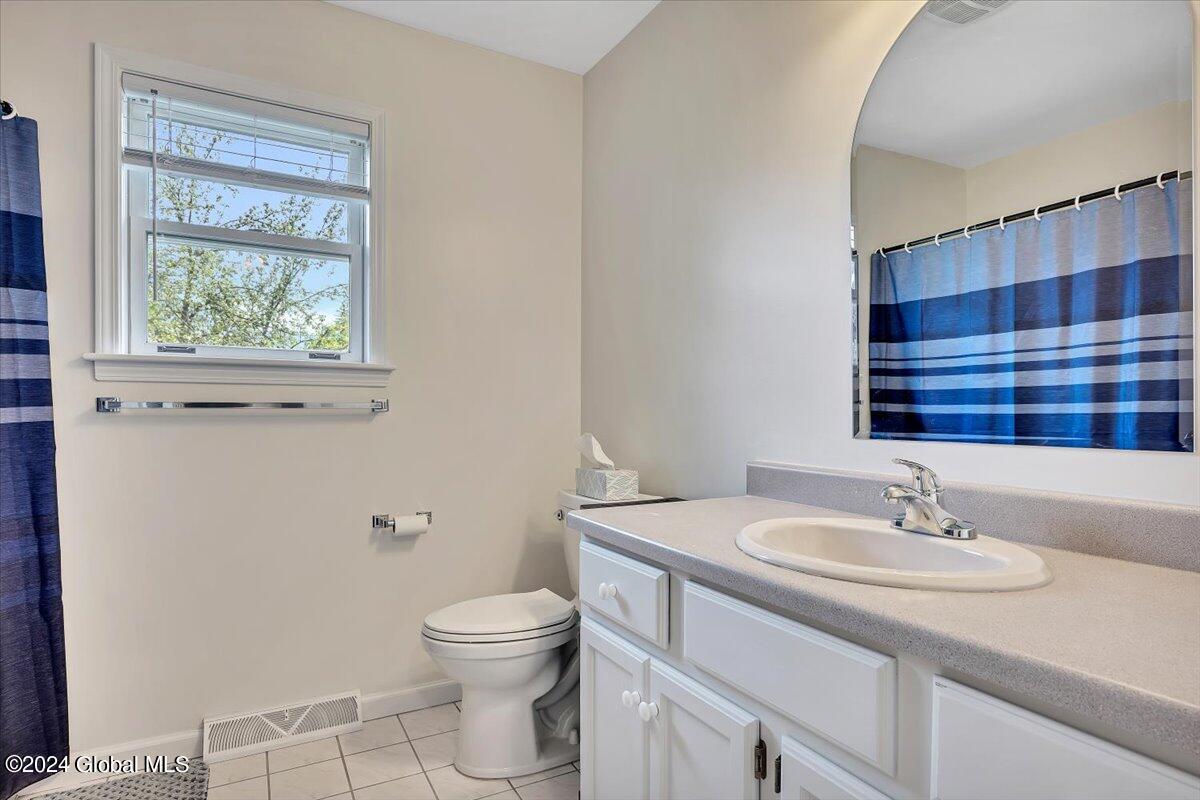 7 Mallard Road Bethlehem, NY 12077 - Photo 27 of 36 27-P1129139