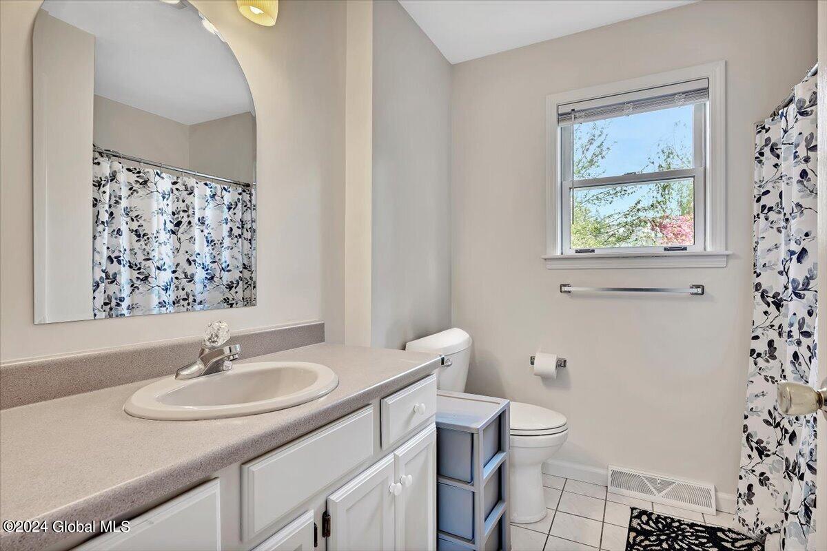 7 Mallard Road Bethlehem, NY 12077 - Photo 34 of 36 34-P1129196