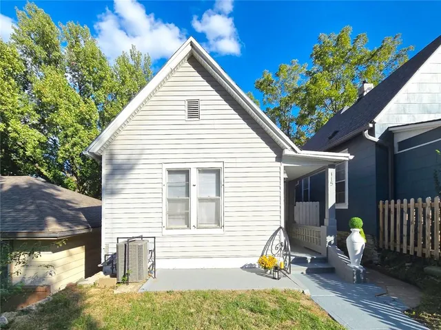$195,000 | 115 Brooklyn Avenue, Kansas City, MO 64124