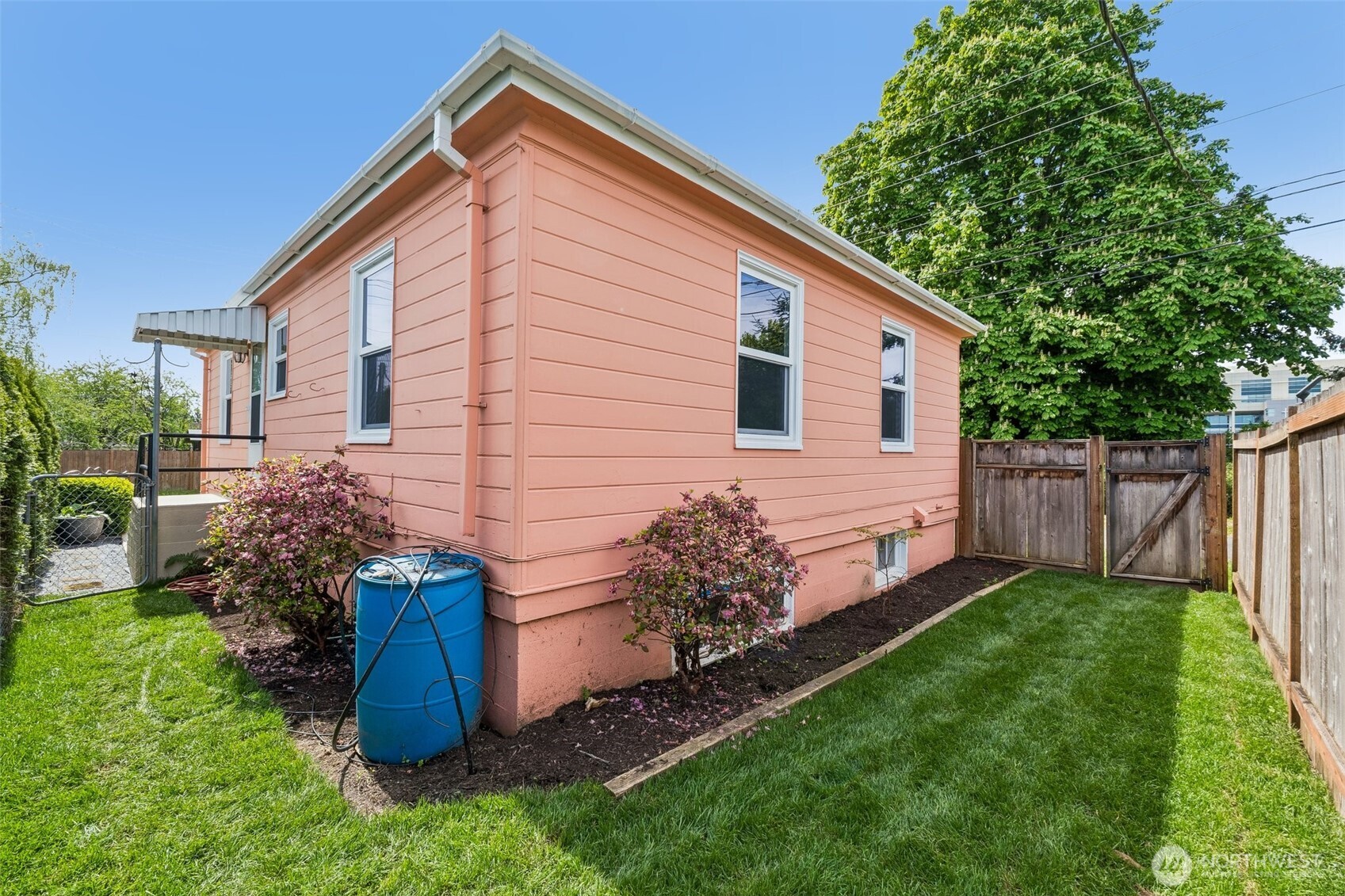 1911 13th Street Everett, WA 98201 - Photo 30 of 31
