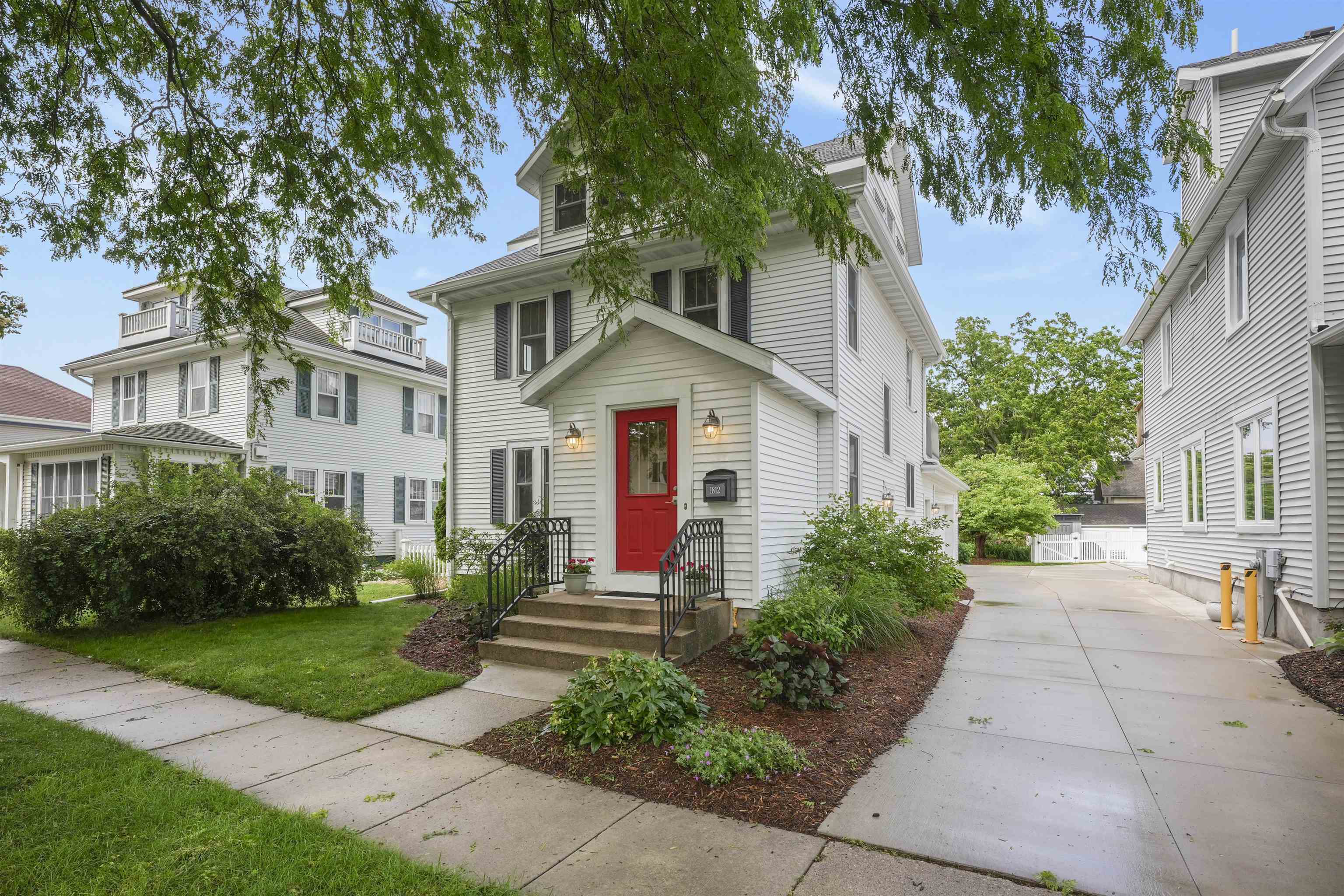 1812 Middleton Street Middleton, WI 53562 - Photo 66 of 76