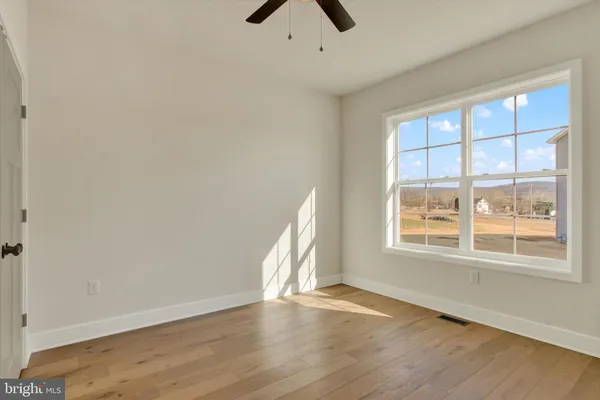 $539,900 | 10842 Sierra Drive, Waynesboro, PA 17268