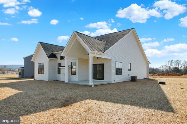 $539,900 | 10842 Sierra Drive, Waynesboro, PA 17268