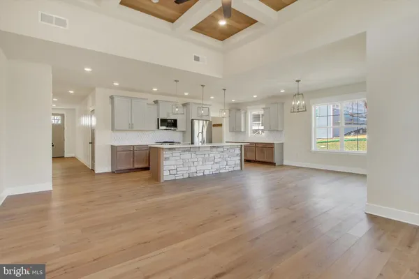 $539,900 | 10842 Sierra Drive, Waynesboro, PA 17268