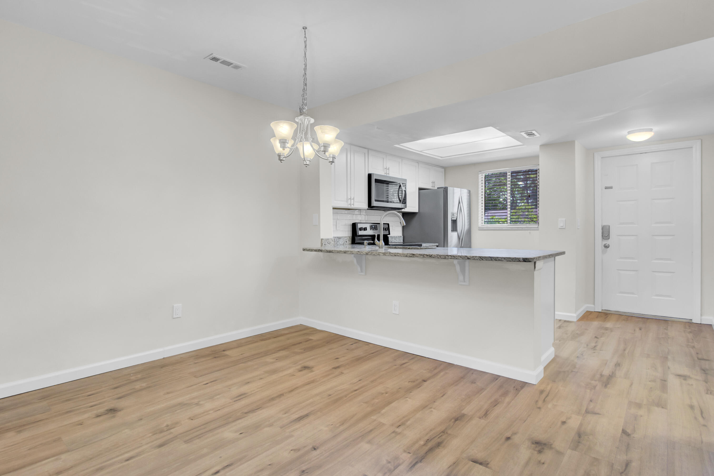 2182 Bees Ferry Road, Unit G Charleston, SC 29414 - Photo 13 of 34 (13)