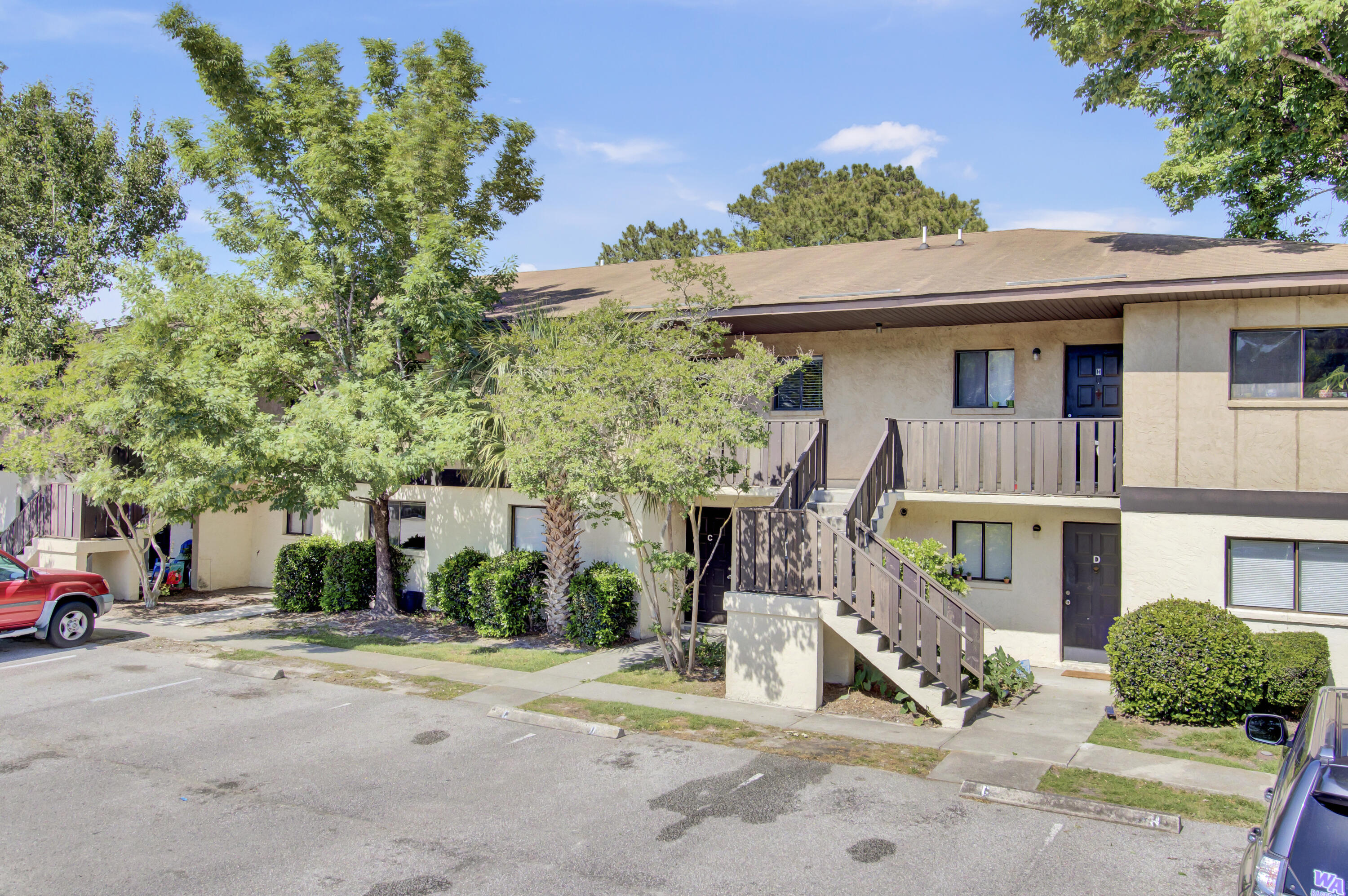 2182 Bees Ferry Road, Unit G Charleston, SC 29414 - Photo 2 of 34 (3)