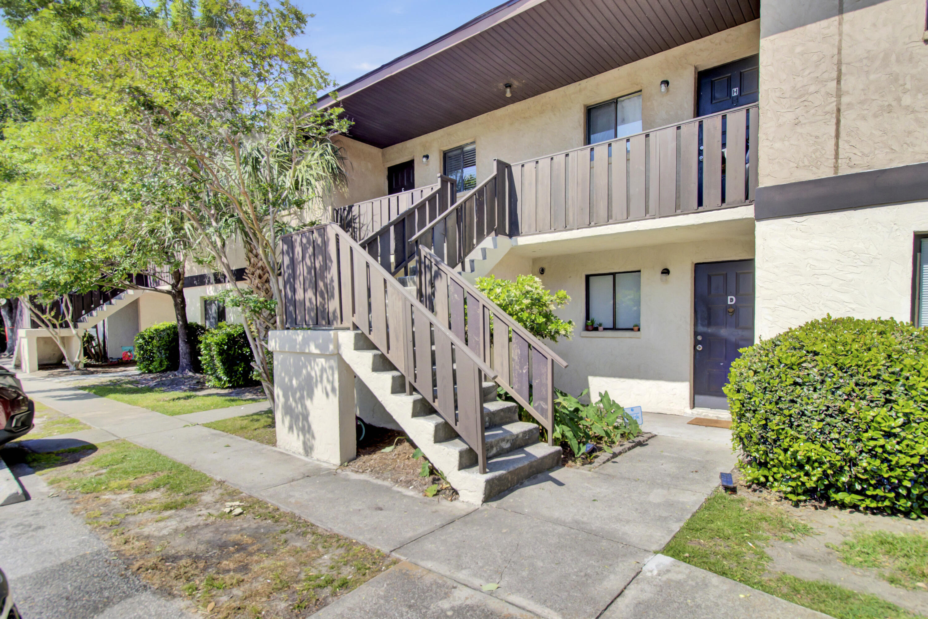 2182 Bees Ferry Road, Unit G Charleston, SC 29414 - Photo 3 of 34 (4)