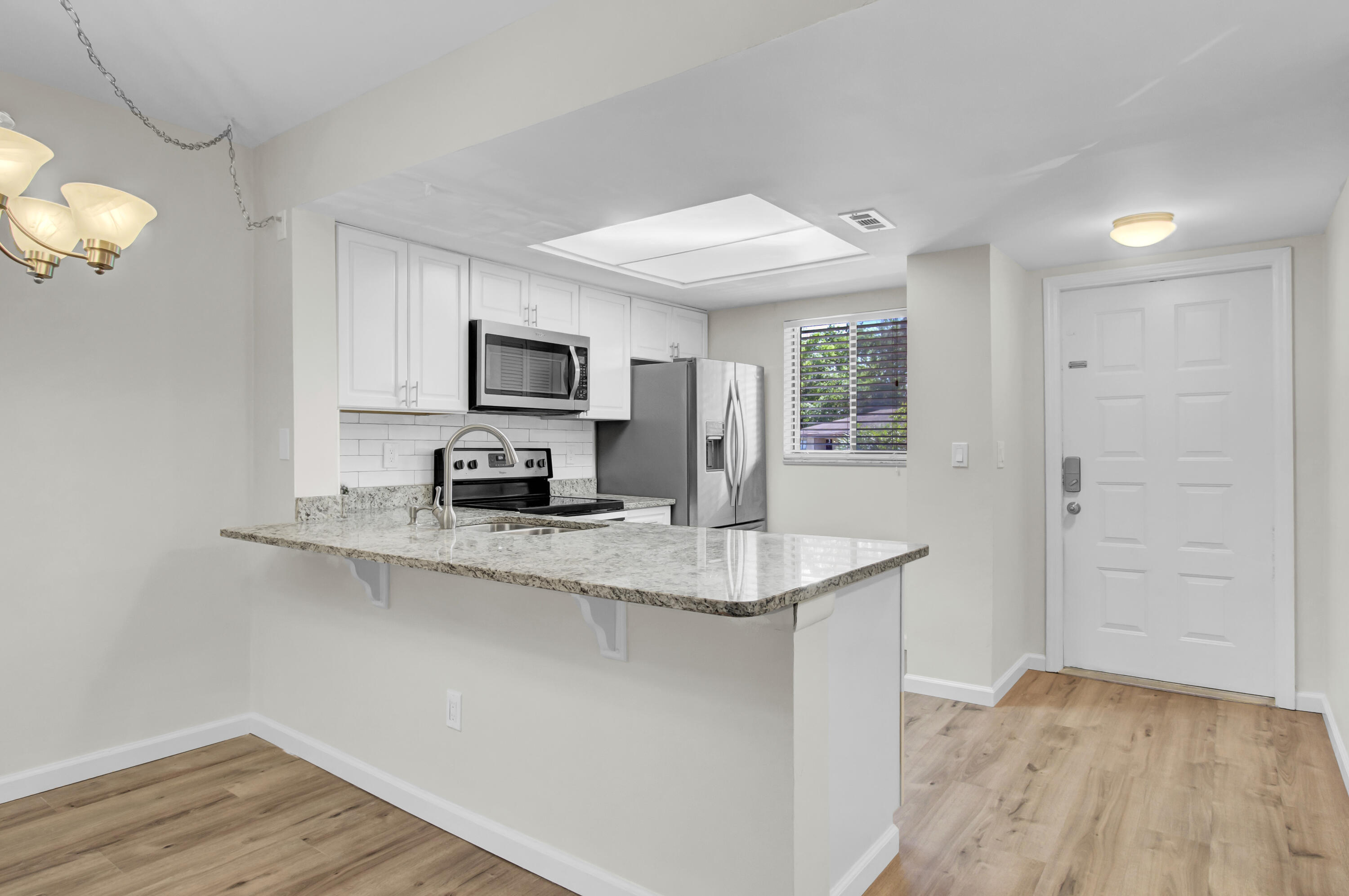 2182 Bees Ferry Road, Unit G Charleston, SC 29414 - Photo 6 of 34 (7)