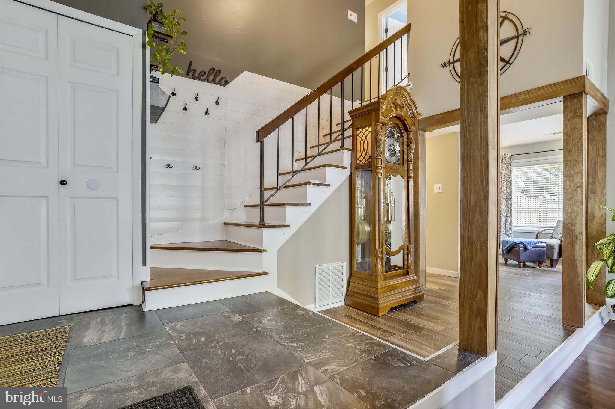 49 Thrush Road Sterling, VA 20164 - Photo 6 of 62 Foyer with stairs to second level