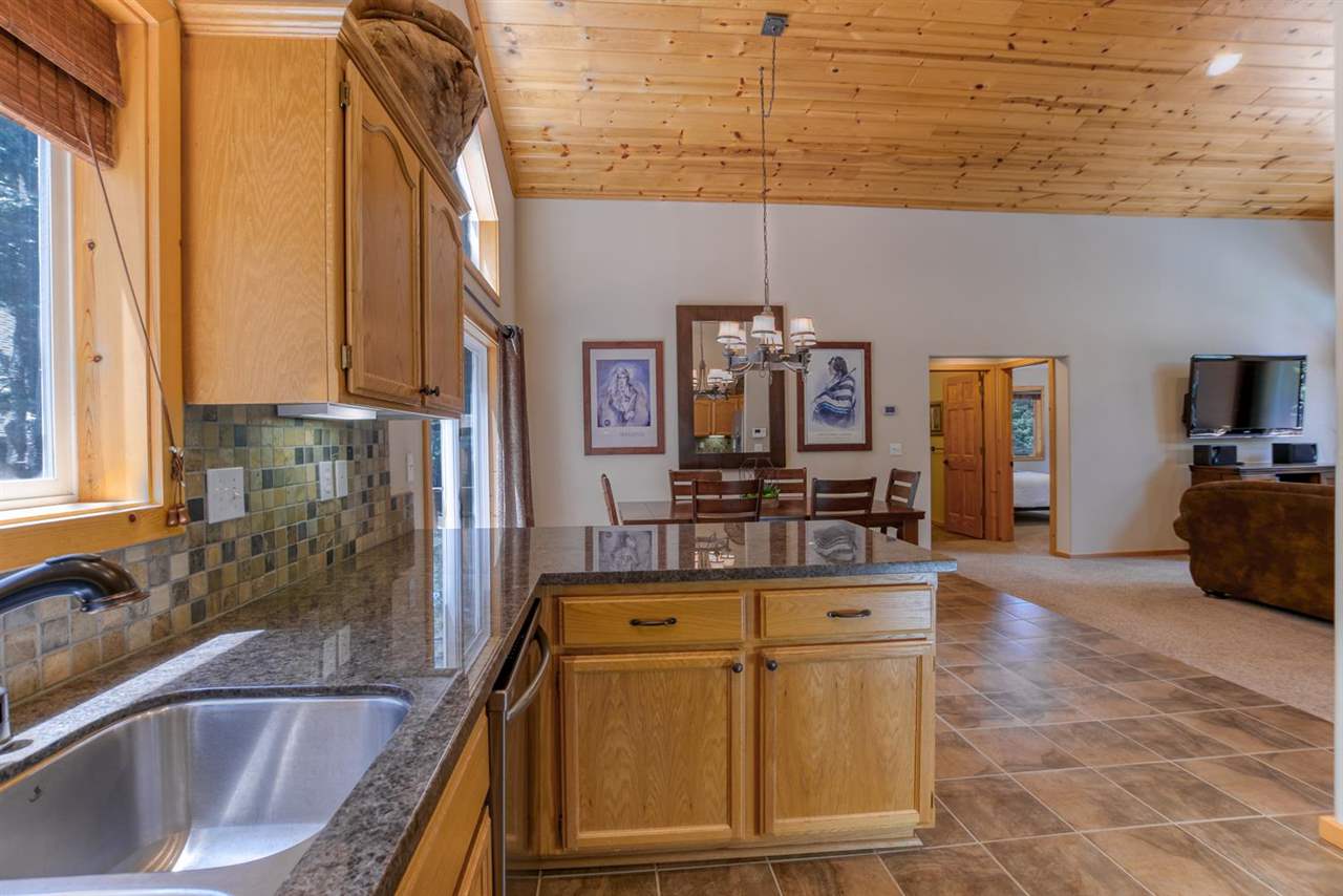 13813 Heidi Way Truckee, CA 96161 - Photo 15 of 21