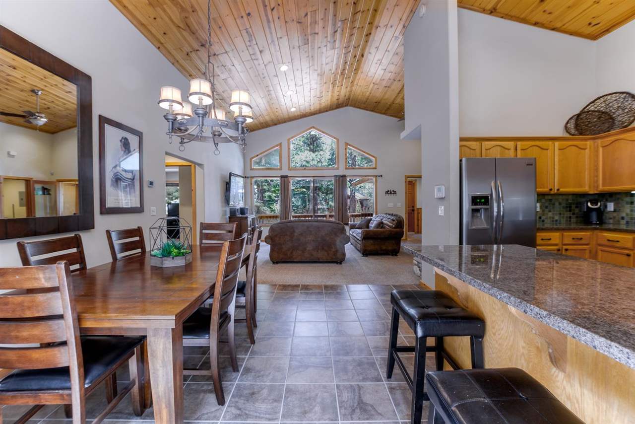 13813 Heidi Way Truckee, CA 96161 - Photo 4 of 21