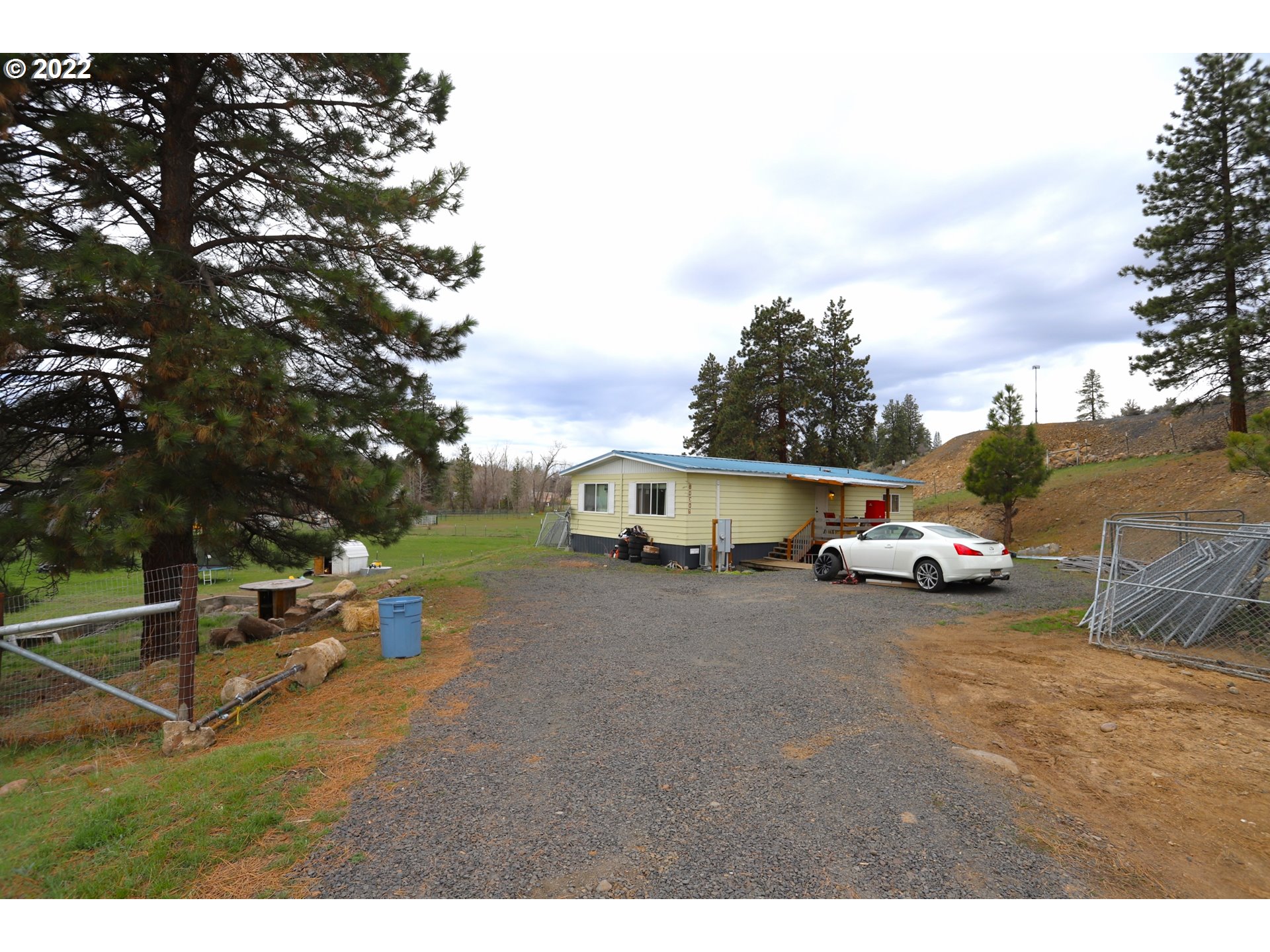 80306 Wamic Market Road Tygh Valley, OR 97063 - Photo 3 of 30 Gallery Image 3