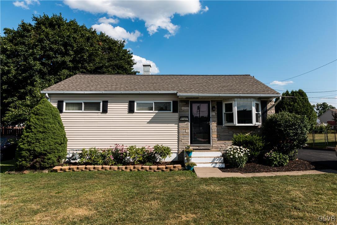 2127 Cypress Road Bethlehem, PA 18018 - Photo 2 of 19 Gallery Image 2