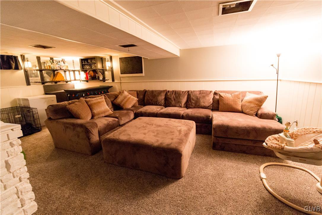 2127 Cypress Road Bethlehem, PA 18018 - Photo 7 of 19 Gallery Image 7