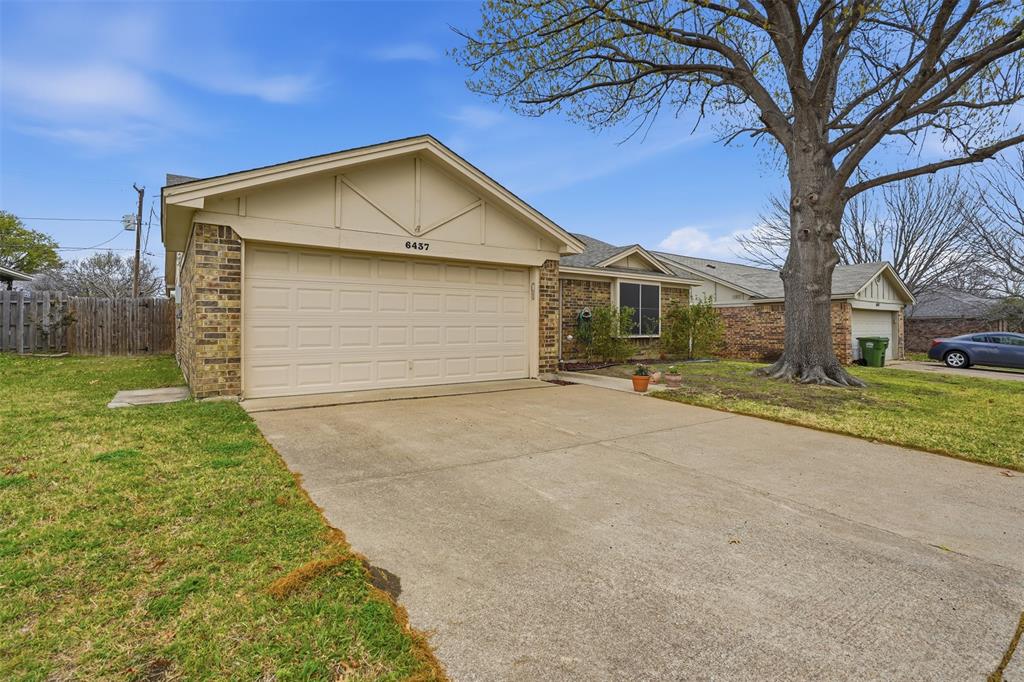 6437 High Lawn Terrace Watauga, TX 76148 - Photo 2 of 21 a front view of house with yard