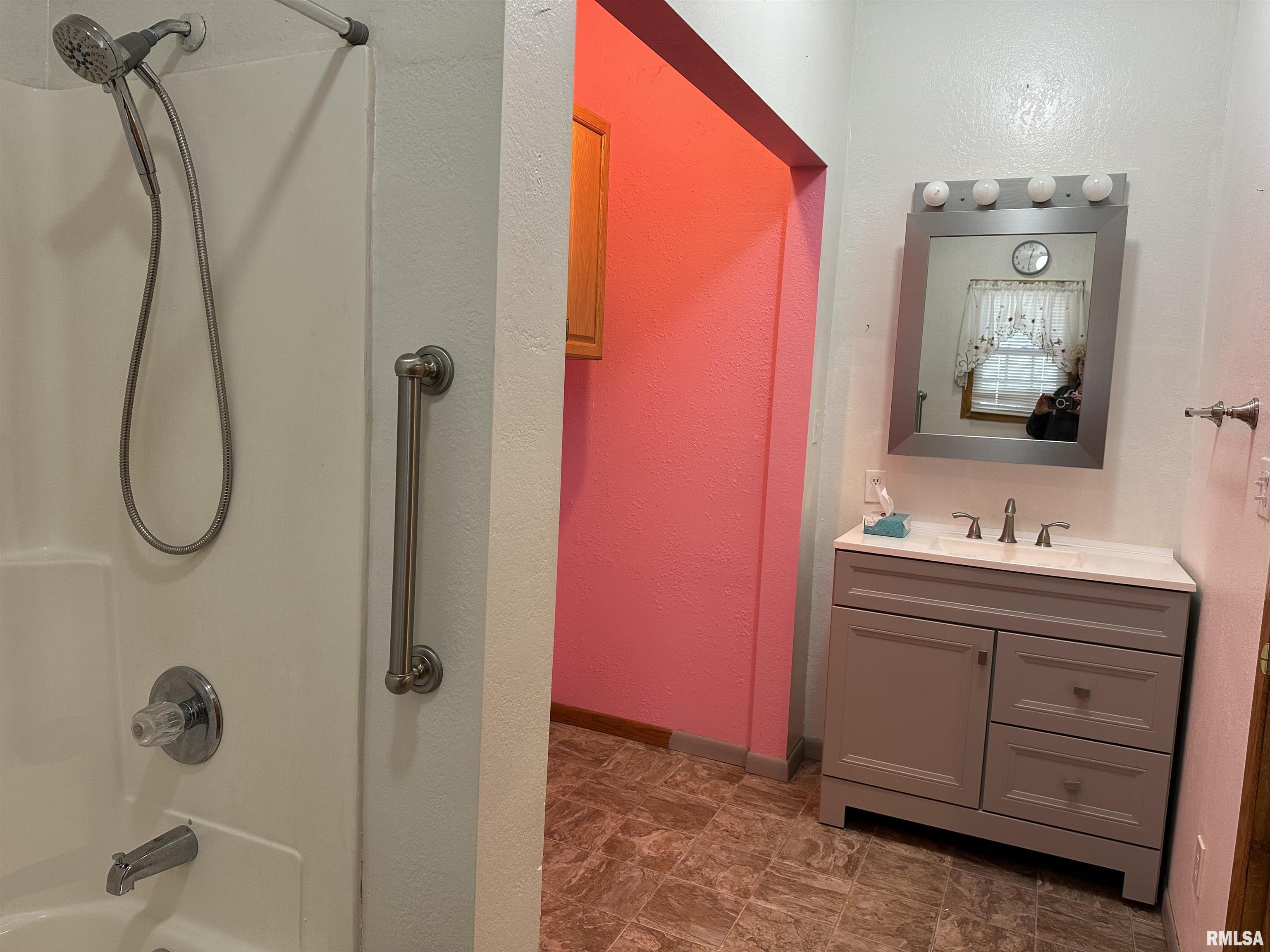 121 Stephens Street Preston, IA 52069 - Photo 14 of 18 Gallery Image 14