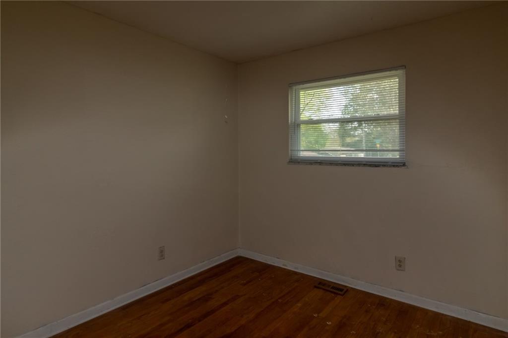 1806 West Stop 11 Road Indianapolis, IN 46217 - Photo 11 of 21 Gallery Image 11