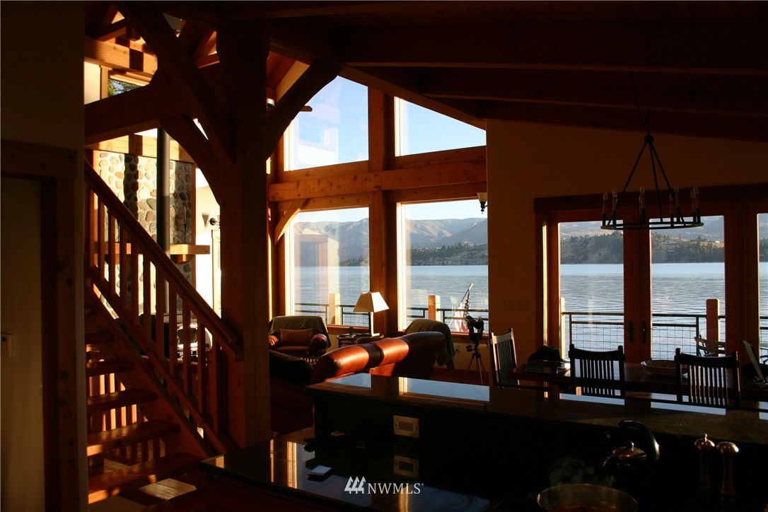 8330 South Lakeshore Road Chelan, WA 98816 - Photo 17 of 18 Gallery Image 17