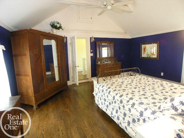 2172 Greenfield Road Berkley, MI 48072 - Photo 20 of 44 50074128-19.JPG