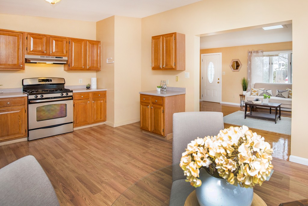 27 Sedalia Road Burlington, MA 01803 - Photo 11 of 30 Gallery Image 11