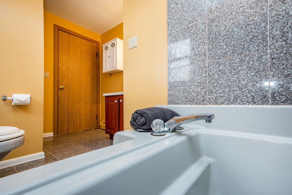 27 Sedalia Road Burlington, MA 01803 - Photo 16 of 30 Gallery Image 16