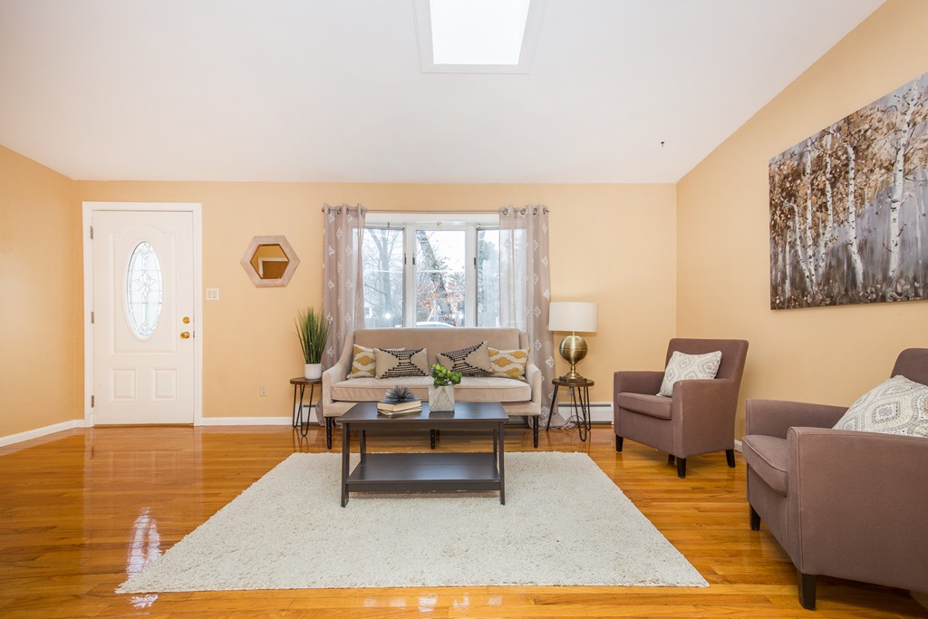 27 Sedalia Road Burlington, MA 01803 - Photo 5 of 30 Gallery Image 5